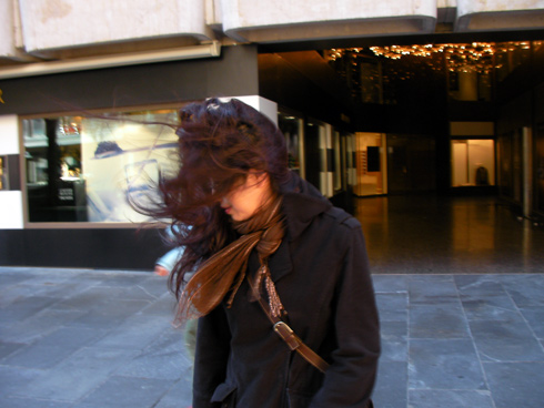 Cheveux dans le vent